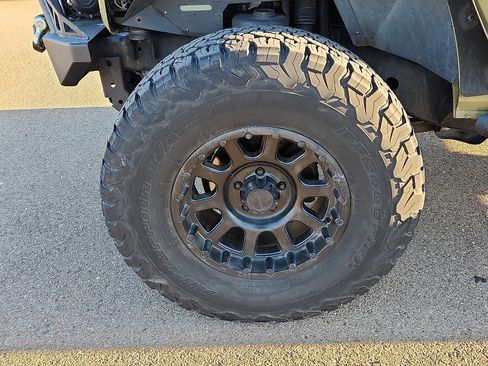 Used 2013 Jeep Wrangler Unlimited Sport image 8