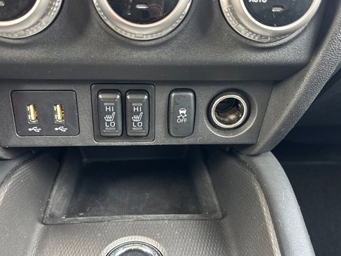 Used 2024 Mitsubishi Outlander Sport SE image 39