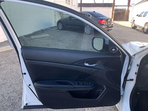 Used 2019 Honda Insight Touring image 27