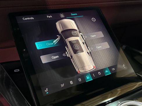 New 2026 Cadillac Escalade ESV Luxury w/ Touring Package image 33