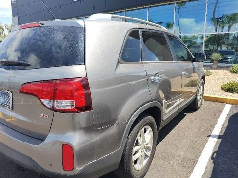 Used 2015 Kia Sorento LX FWD image 10