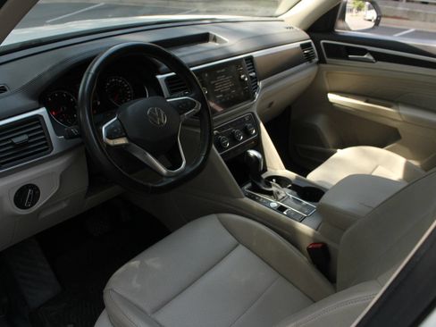 Used 2021 Volkswagen Atlas SE FWD image 13