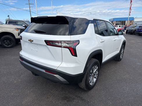 New 2026 Chevrolet Equinox LT w/ Convenience Package II image 5