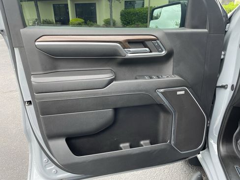 Used 2024 Chevrolet Silverado 1500 RST w/ Convenience Package II image 17