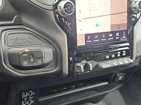 New 2026 RAM 2500 Tradesman AWD/4WD image 25
