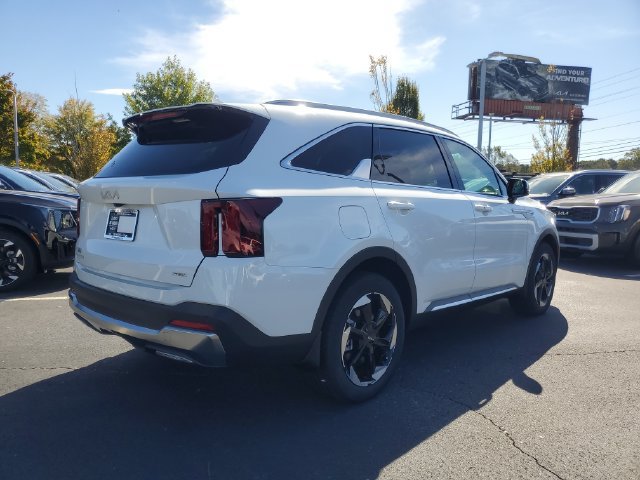 Used 2025 Kia Sorento EX AWD/4WD image 4