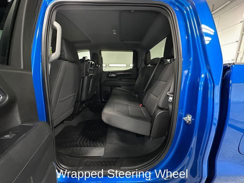 Used 2023 Chevrolet Silverado 1500 LT AWD/4WD image 22