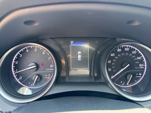 Used 2024 Toyota Camry SE FWD image 11