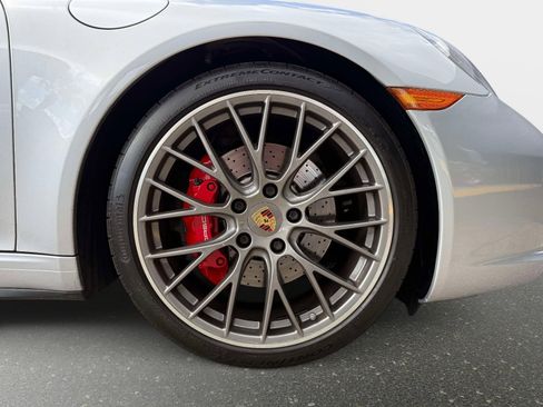 Used 2017 Porsche 911 Carrera 4S image 21