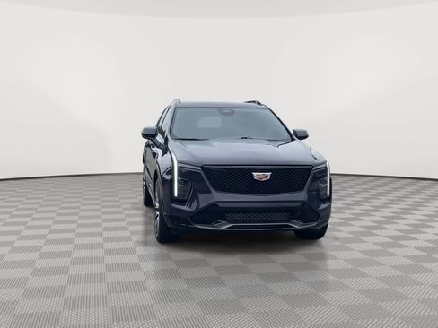 Certified 2024 Cadillac XT4 Sport w/ Cold Weather Package AWD/4WD image 3