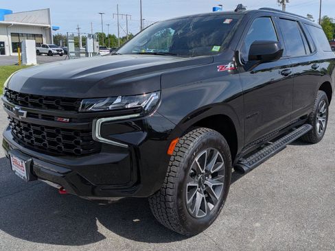 Used 2023 Chevrolet Tahoe Z71 AWD/4WD image 5