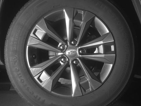 Used 2025 Chevrolet Equinox LT FWD image 15