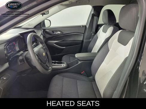 Used 2024 Chevrolet Trax LS w/ LS Convenience Package image 13