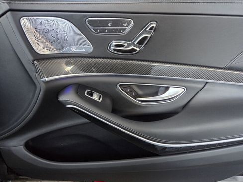 Used 2019 Mercedes-Benz S 63 AMG S 4MATIC Sedan image 22