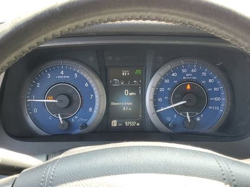 Used 2020 Toyota Sienna Limited Premium AWD/4WD image 23