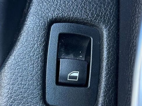 Used 2015 BMW 328i xDrive Sedan AWD/4WD image 33