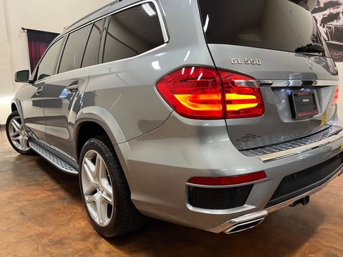Used 2015 Mercedes-Benz GL 550 4MATIC image 42