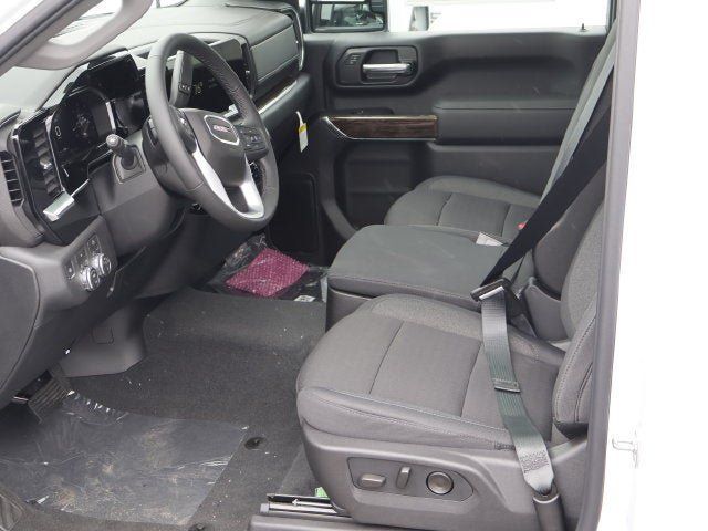 New 2026 GMC Sierra 2500 SLE AWD/4WD image 15