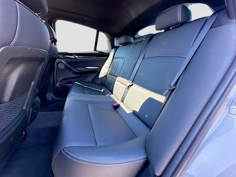 Used 2017 BMW X4 M40i image 27