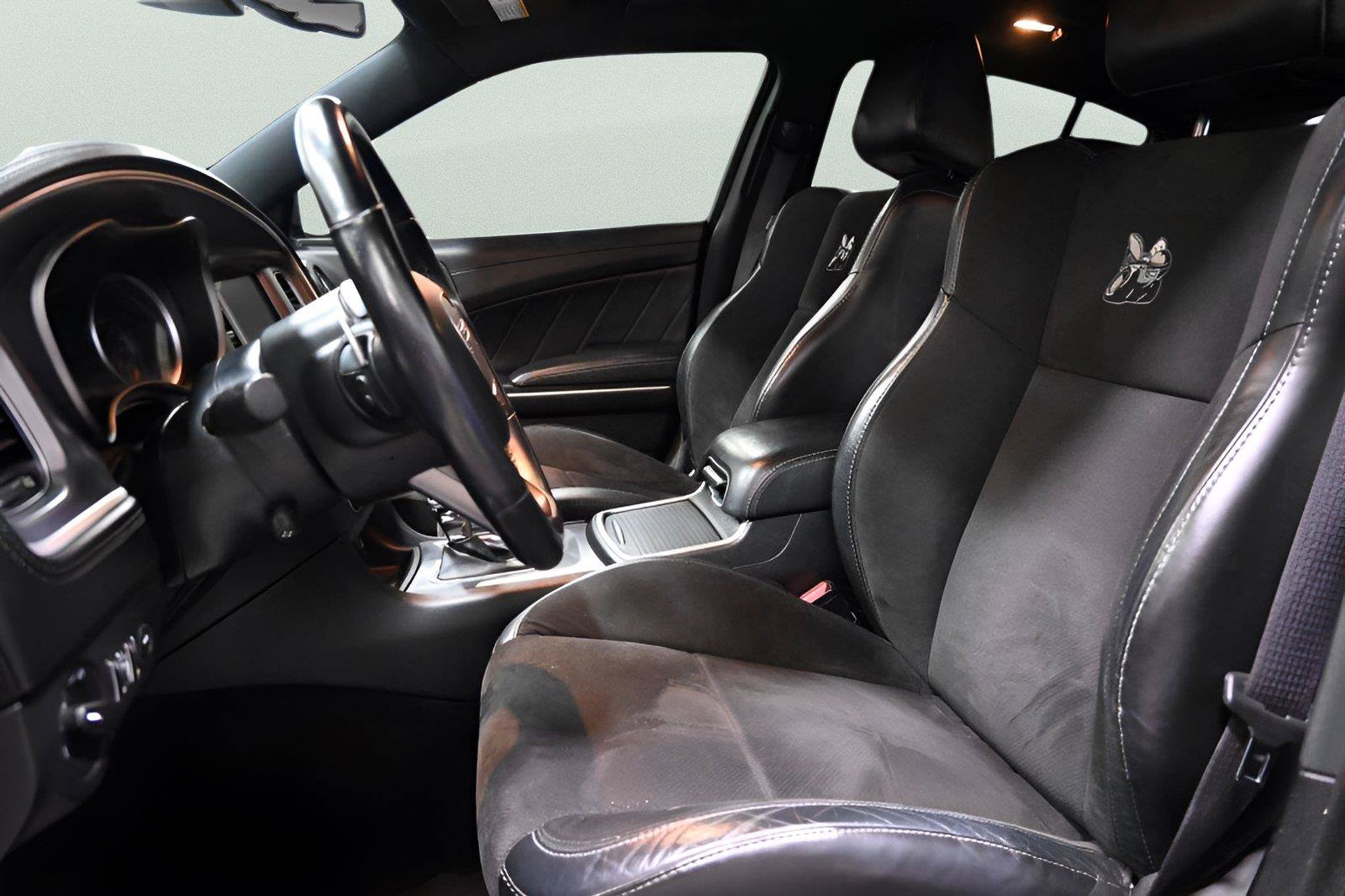 Used 2020 Dodge Charger Scat Pack RWD image 12