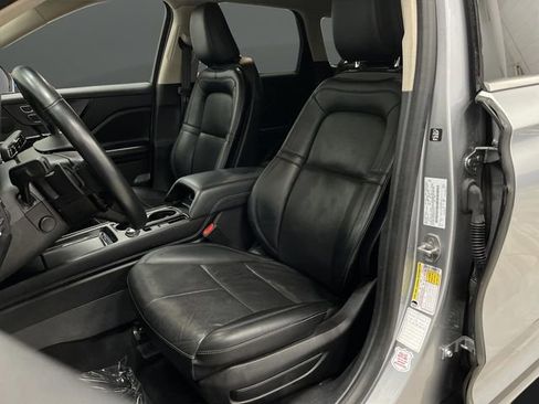 Used 2024 Lincoln Corsair Reserve w/ Equipment Group 201A image 4