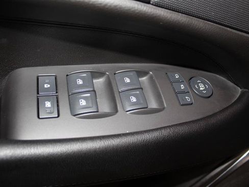 Used 2015 Cadillac Escalade Luxury AWD/4WD image 26