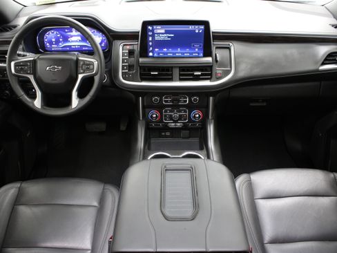 Used 2023 Chevrolet Tahoe Z71 w/ Luxury Package AWD/4WD image 33