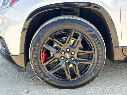 Certified 2021 Chevrolet Traverse Premier w/ Redline Edition FWD image 29