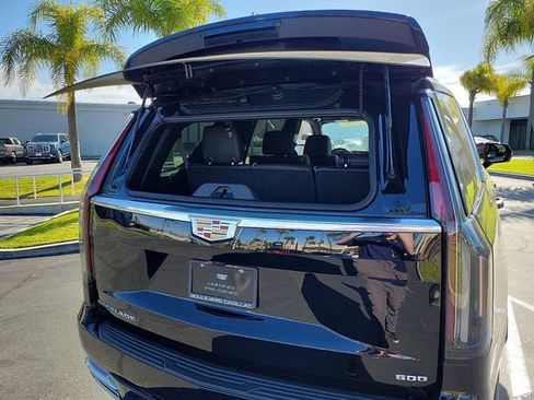 Certified 2022 Cadillac Escalade Premium Luxury w/ Performance Package image 21