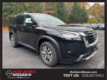 New 2025 Nissan Pathfinder SL