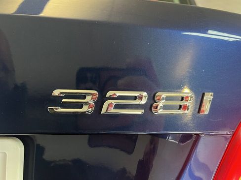 Used 2011 BMW 328i Coupe image 30