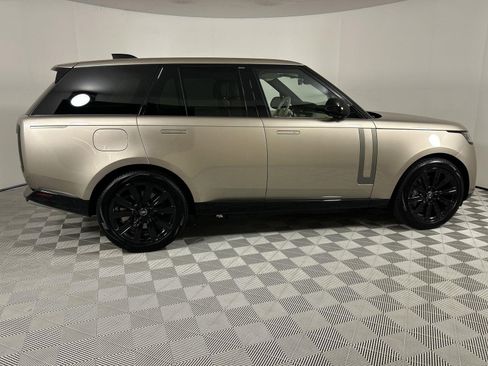 New 2025 Land Rover Range Rover SE image 6