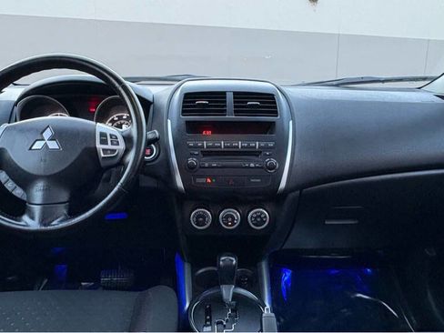 Used 2011 Mitsubishi Outlander Sport SE image 13