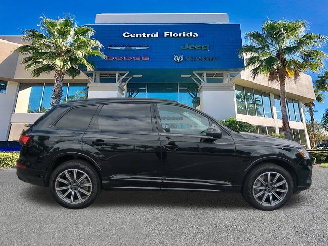 Used 2024 Audi Q7 2.0T Premium Plus w/ Premium Plus Package AWD/4WD image 4