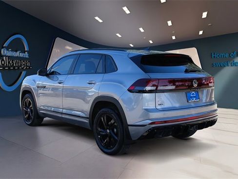 Certified 2025 Volkswagen Atlas Cross Sport SEL R-Line image 6