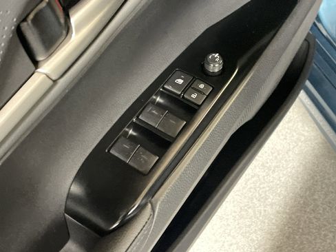 Used 2025 Toyota Camry XSE image 15