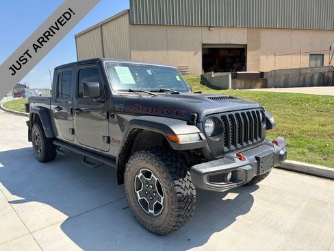 Used 2023 Jeep Gladiator Mojave w/ Cold Weather Group AWD/4WD image 3