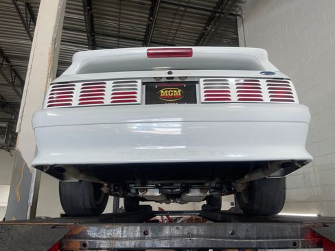 Used 1992 Ford Mustang GT RWD image 92