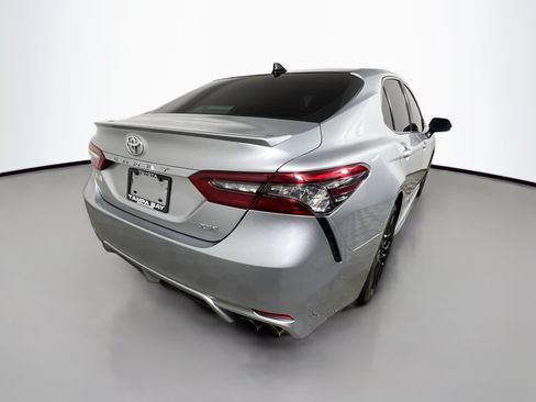 Used 2021 Toyota Camry XSE FWD image 4