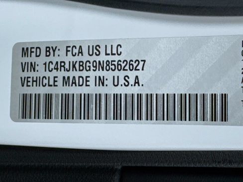 Used 2022 Jeep Grand Cherokee L Limited w/ Trailer Tow Group (B) AWD/4WD image 36