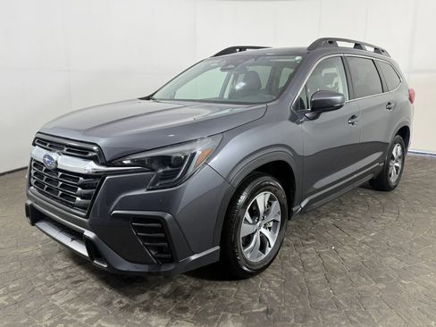 Used 2025 Subaru Ascent Premium AWD/4WD image 3