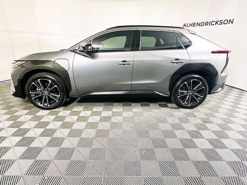 Used 2024 Toyota bZ4X Limited image 6