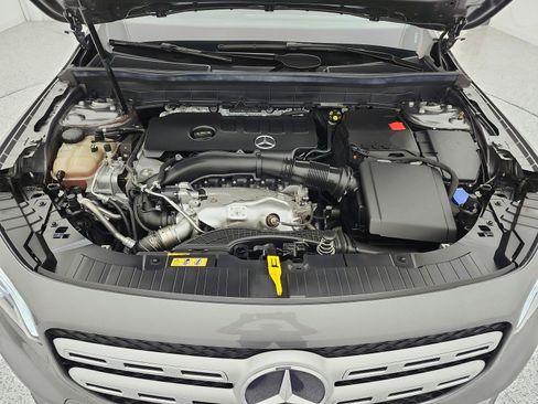 Used 2022 Mercedes-Benz GLB 250 image 16