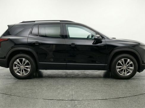 Used 2025 Chevrolet Equinox LT image 11