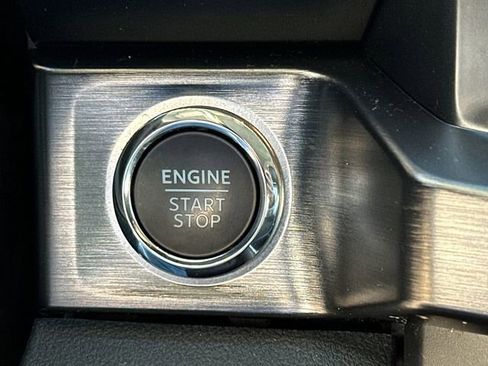 Certified 2024 Ford F350 Lariat w/ FX4 Off-Road Package image 34