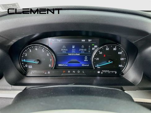 Certified 2022 Ford Explorer XLT w/ Equipment Group 202A AWD/4WD image 18
