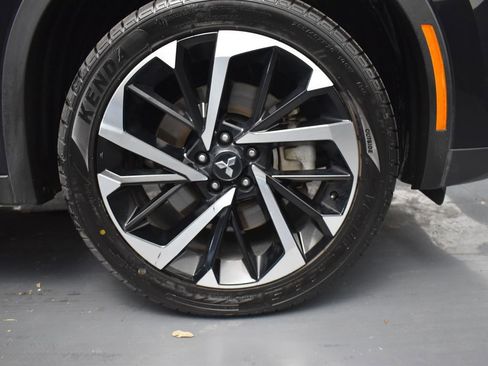 Used 2024 Mitsubishi Outlander SE image 5