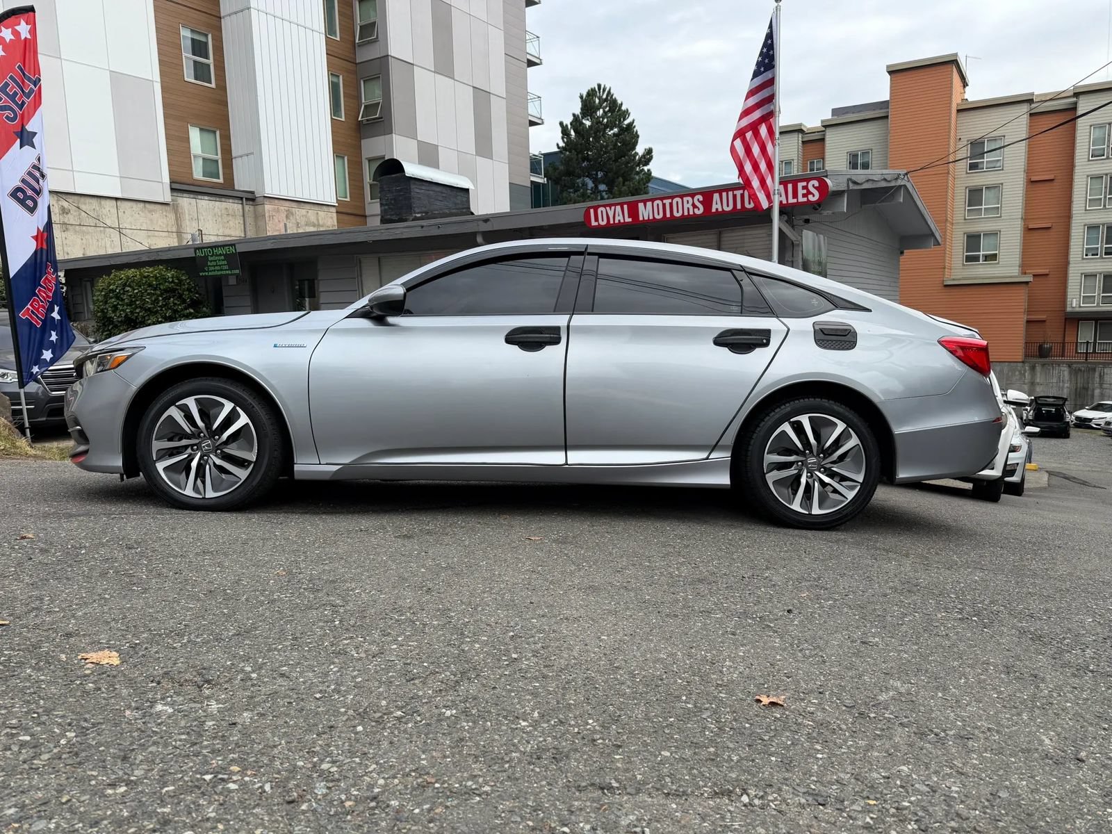 Used 2019 Honda Accord Hybrid image 11