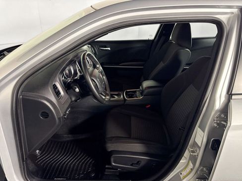 Used 2023 Dodge Charger SXT RWD image 11
