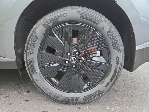 New 2025 Nissan Murano SV image 9